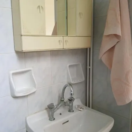 Cycladic At Naxos Town Apartment *